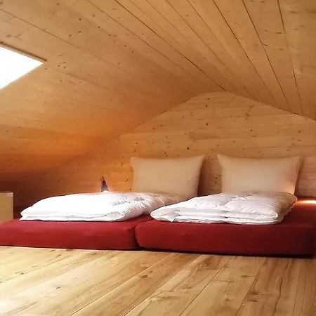 Schwarzes Holzferienhaus Mit Sauna -- Gartenglueck -- An Der Ostsee, Bei Wismar, 500m, 2 Schlafzimmer