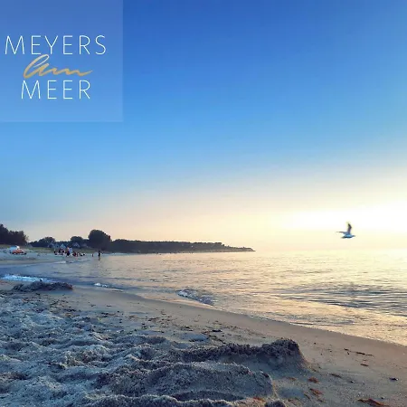 Casa de Férias Schwarzes Holzferienhaus Mit Sauna -- Gartenglueck -- An Der Ostsee, Bei Wismar, 500m, 2 Schlafzimmer